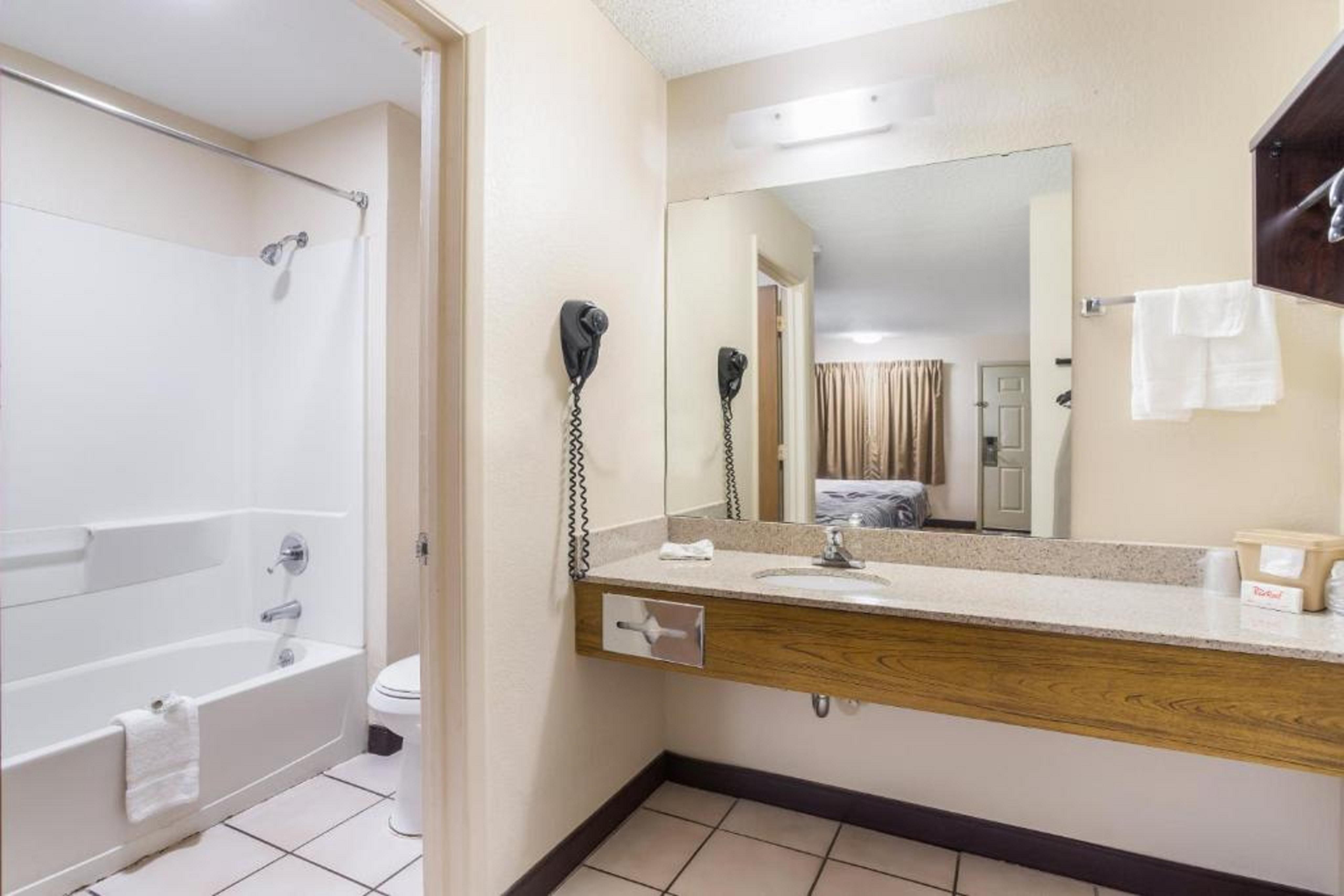 Red Roof Inn Albuquerque - Midtown Εξωτερικό φωτογραφία
